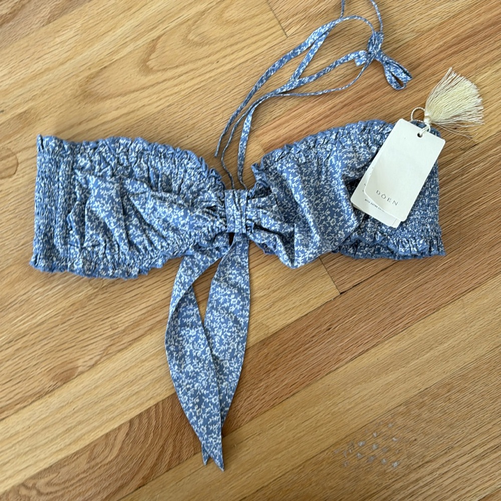 Doen Soleil Bandeau Bikini Top in Blue Cottage Ivy Floral NWT